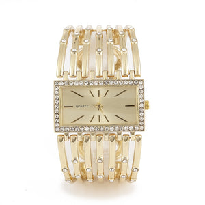 2022  Women watch Goldtone bracelet style